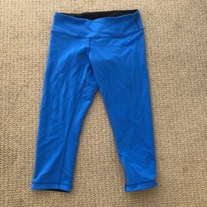 Lulu Lemon Blue and Black Reversible Crop Legging